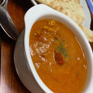 夏にぴったり！簡単！トマト缶でバターチキンカレー